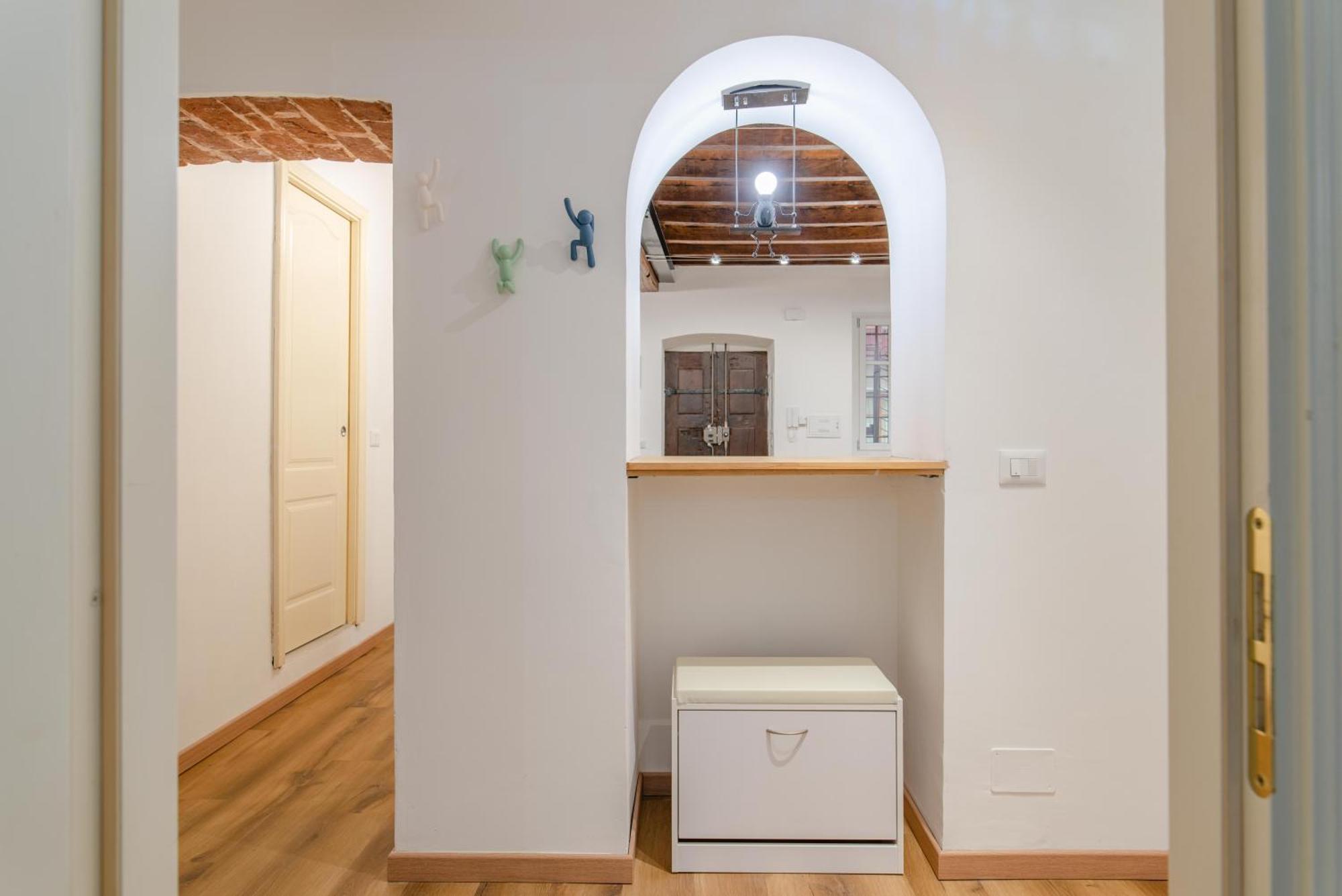 The Happyhouse, No Lift By Happyhostorino Apartamento Turín